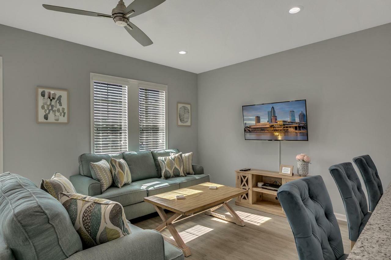 Appartement New 3/2 Duplex Minutes From Heart Of Tampa -Unit B Extérieur photo