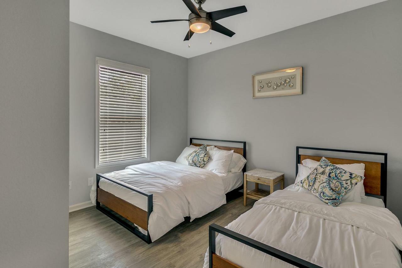 Appartement New 3/2 Duplex Minutes From Heart Of Tampa -Unit B Extérieur photo