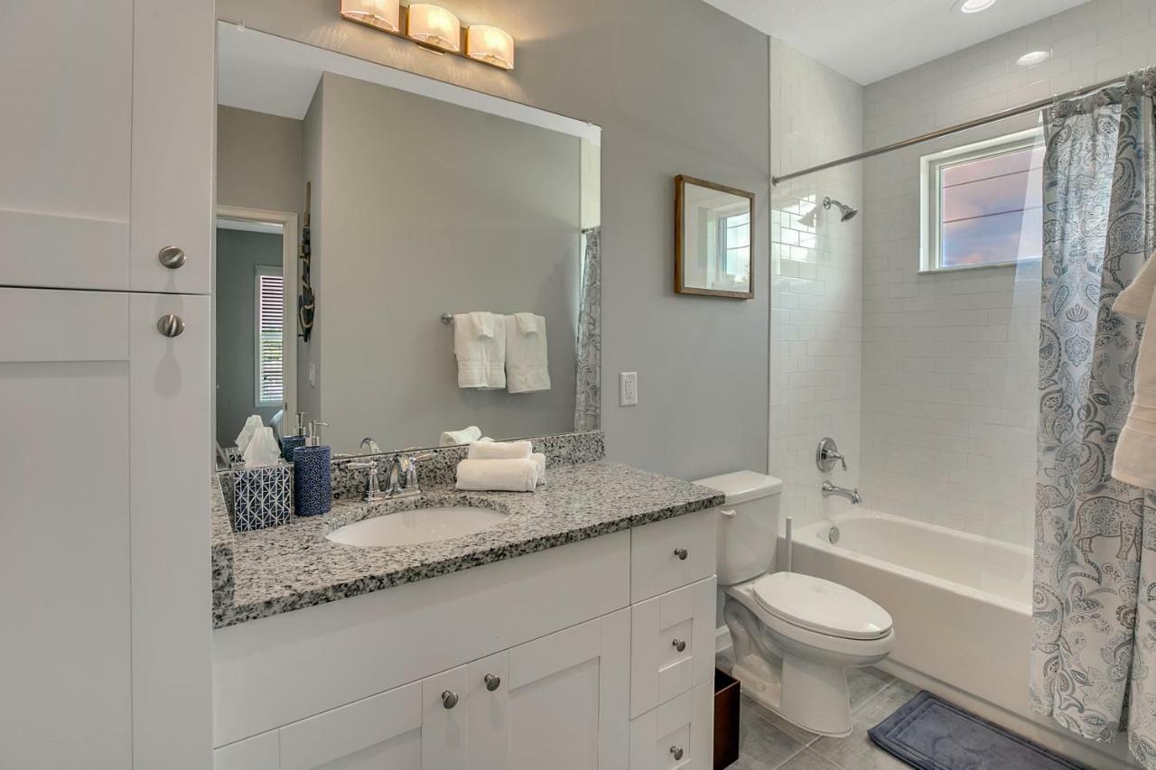 Appartement New 3/2 Duplex Minutes From Heart Of Tampa -Unit B Extérieur photo