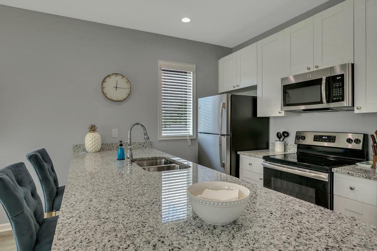 Appartement New 3/2 Duplex Minutes From Heart Of Tampa -Unit B Extérieur photo
